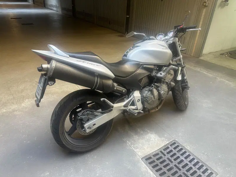 Honda Hornet 600 (2003 - 04) (3)