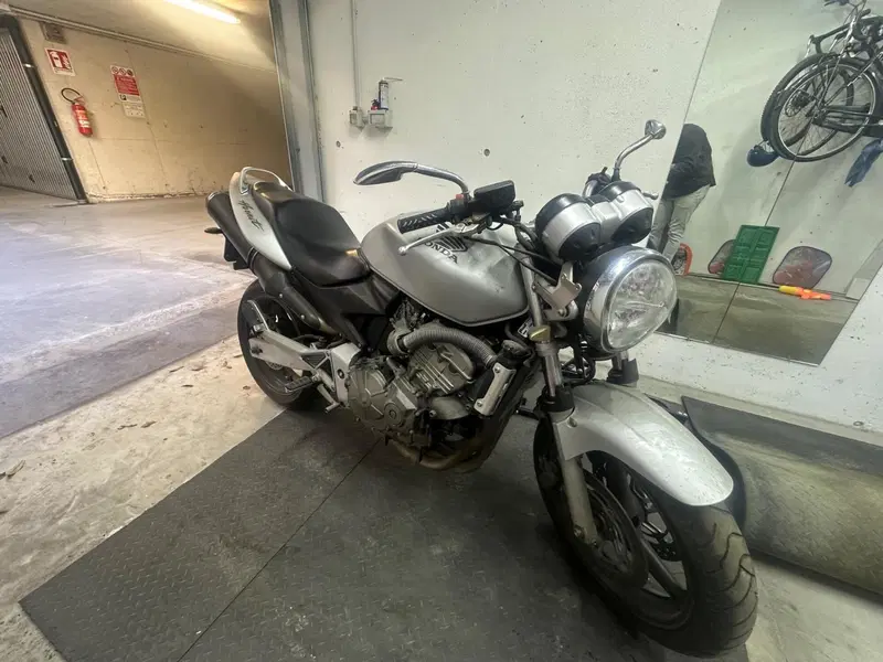 Honda Hornet 600 (2003 - 04) (6)