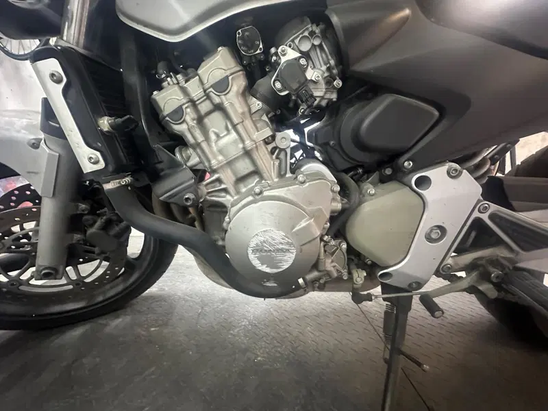 Honda Hornet 600 (2003 - 04) (9)