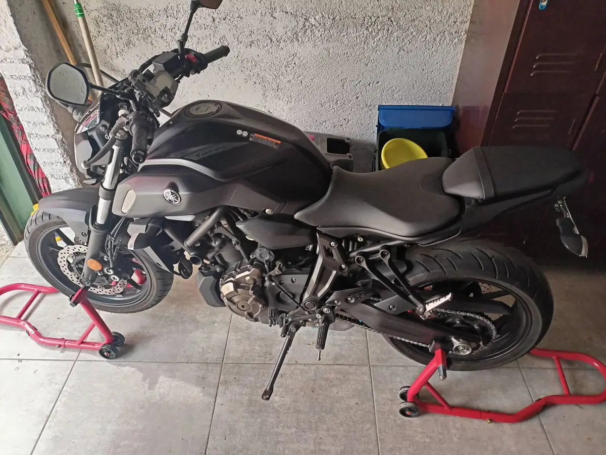 Yamaha MT-07 (2018 - 20) (3)