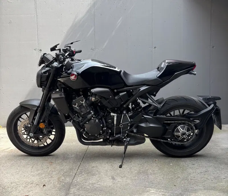 Honda CB 1000 R Black Edition (2021 - 25) (2)