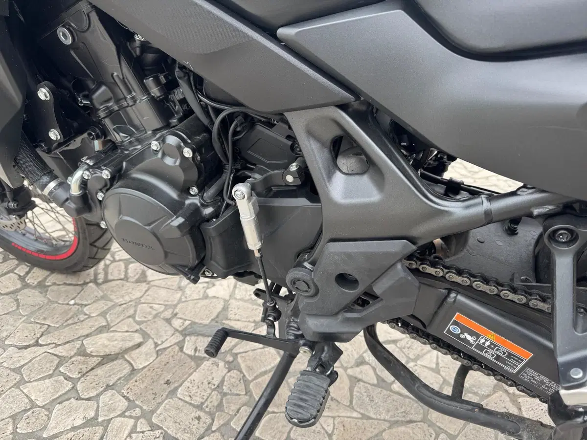 Honda Transalp XL750 (2023 - 24) (5)