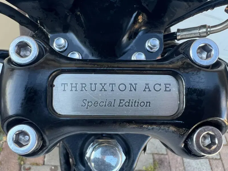 Triumph Thruxton 900 ACE (2014 - 15) (6)
