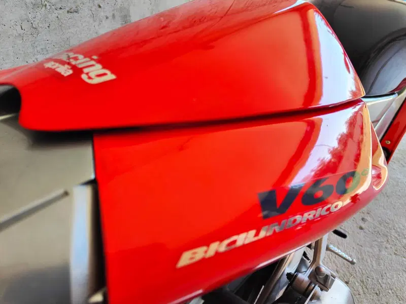 Aprilia RSV 1000 (1998 - 99) (11)