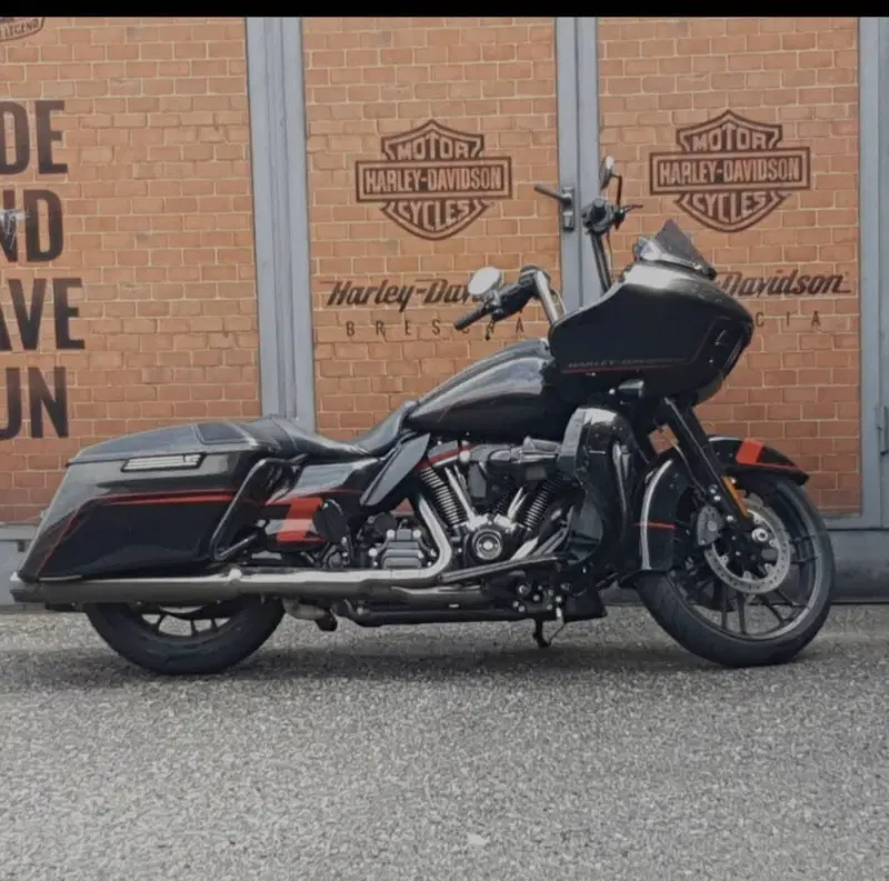 Harley-Davidson 117 Road Glide (2018 - 19) - FLTRXSE (2)