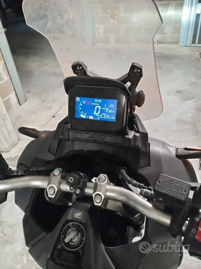 Honda ADV 350 (2022 - 24) (3)