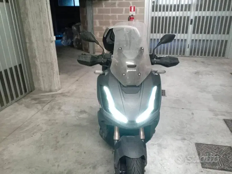 Honda ADV 350 (2022 - 24) (4)