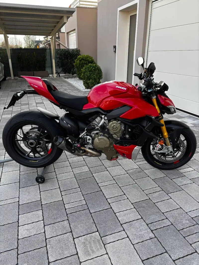 Ducati Streetfighter V4 1100 S (2020) (3)