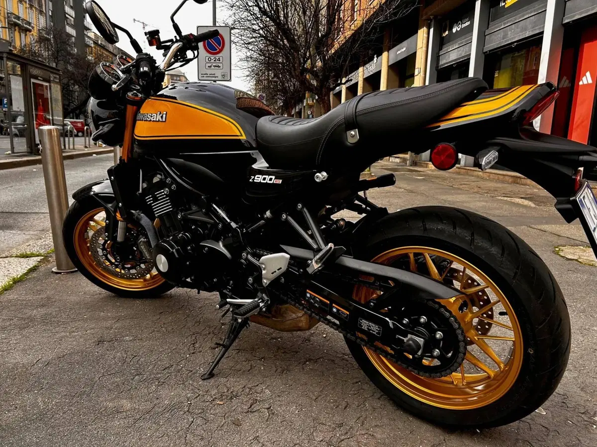 Kawasaki Z 900 RS SE (2022 - 25) (2)