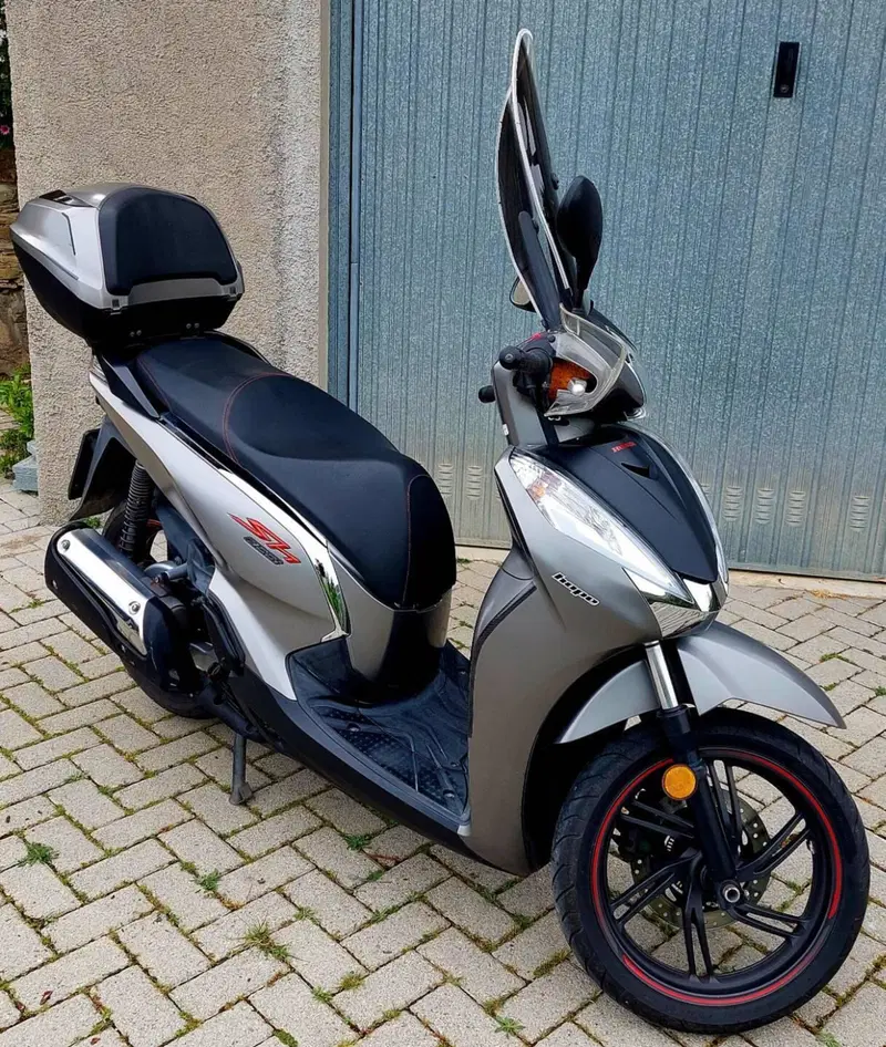 Honda SH 300 i Sport ABS (2018 - 20) (2)