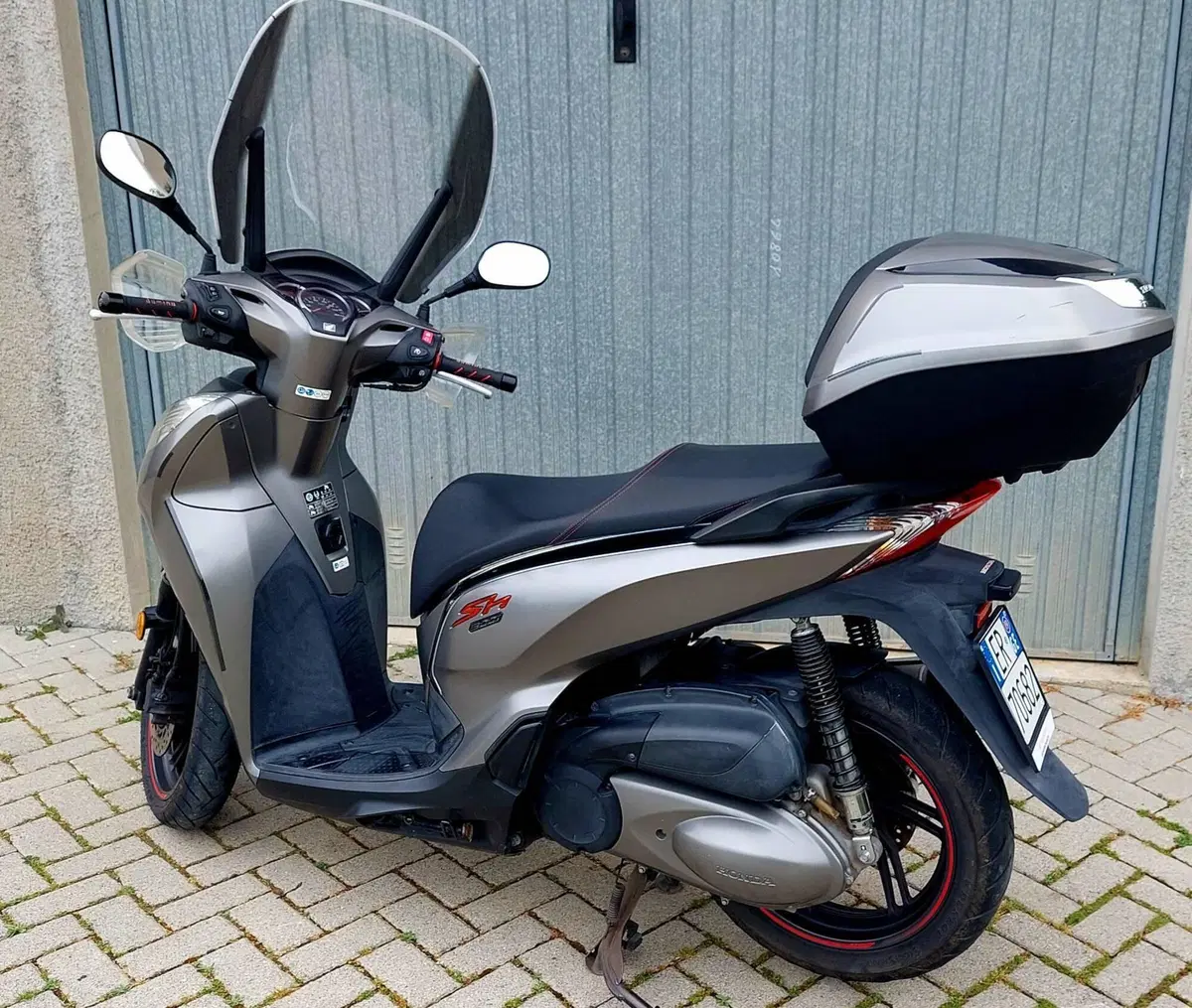Honda SH 300 i Sport ABS (2018 - 20) (4)