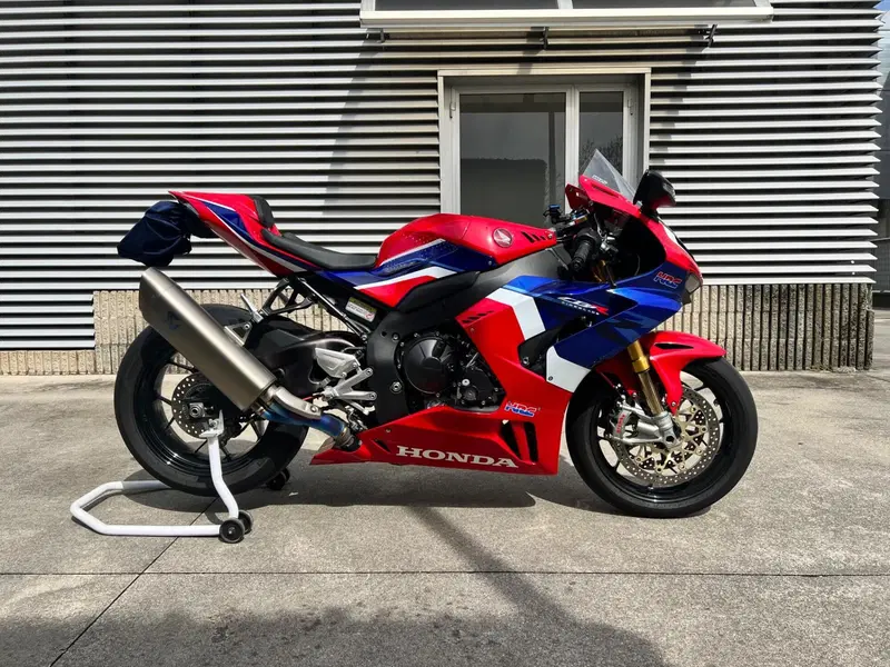 Honda CBR 1000 RR-R Fireblade SP (2022 - 23) (2)