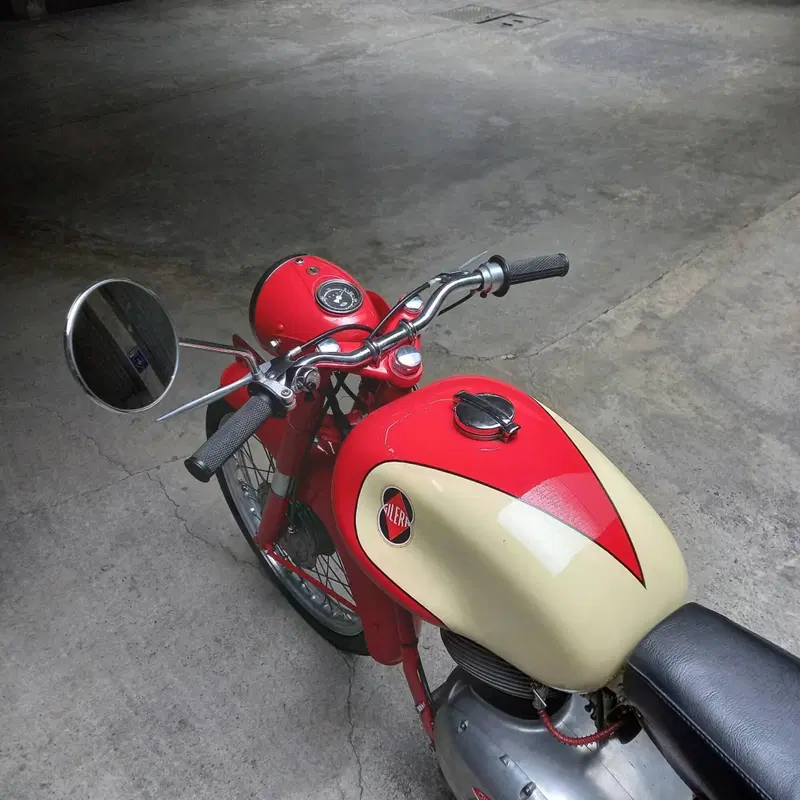 Gilera 150 ss (2)