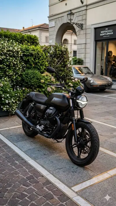 Moto Guzzi V7 Stone (2021 - 24) usata