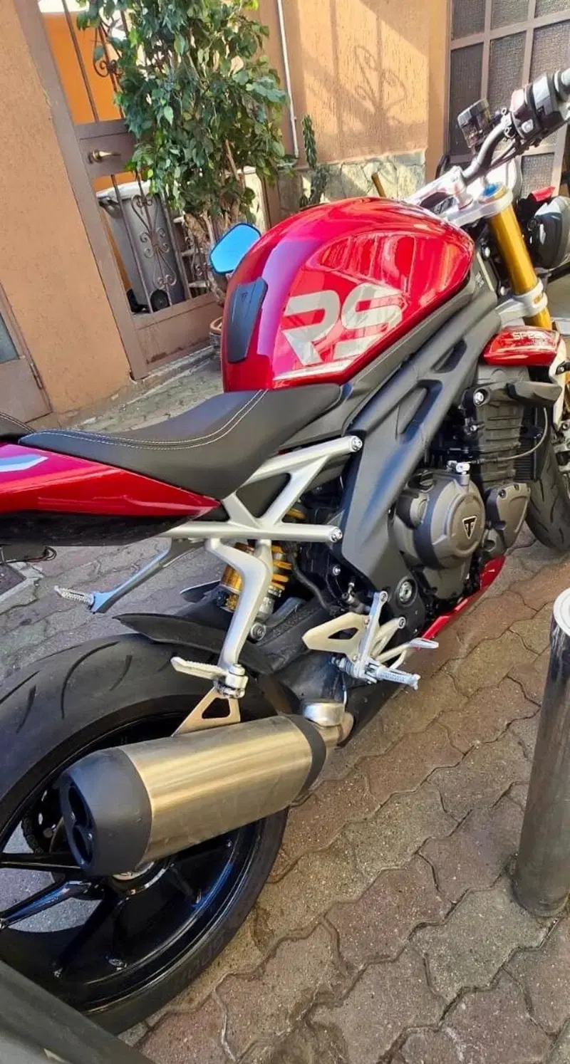 Triumph Speed Triple 1200 RS (2021 - 24) (3)