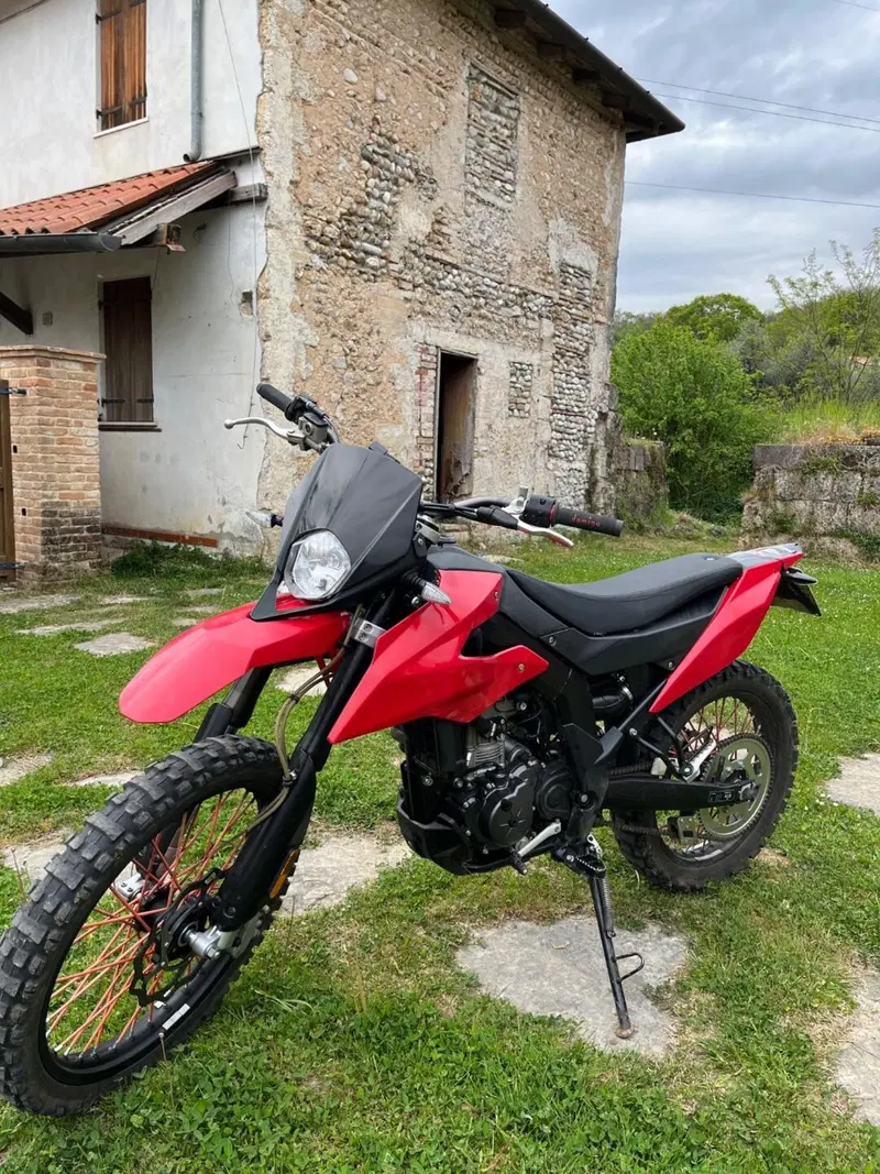 Malaguti XTM 125 (2019 - 20) (2)