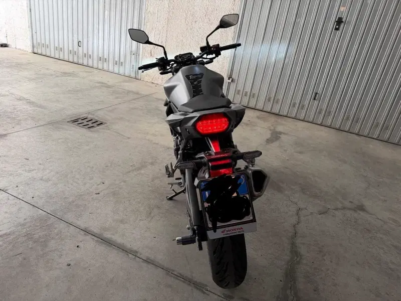 Honda CB 750 Hornet (2023 - 24) (2)