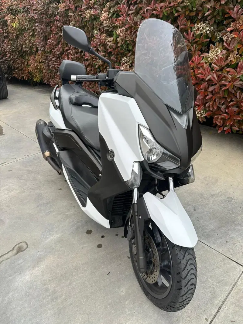 Yamaha X-Max 400 ABS (2013 - 16) (7)