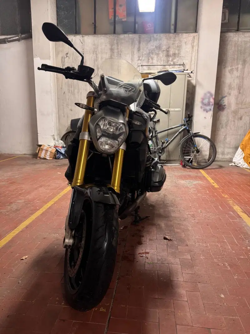 Bmw R 1200 R (2015 - 16) (10)