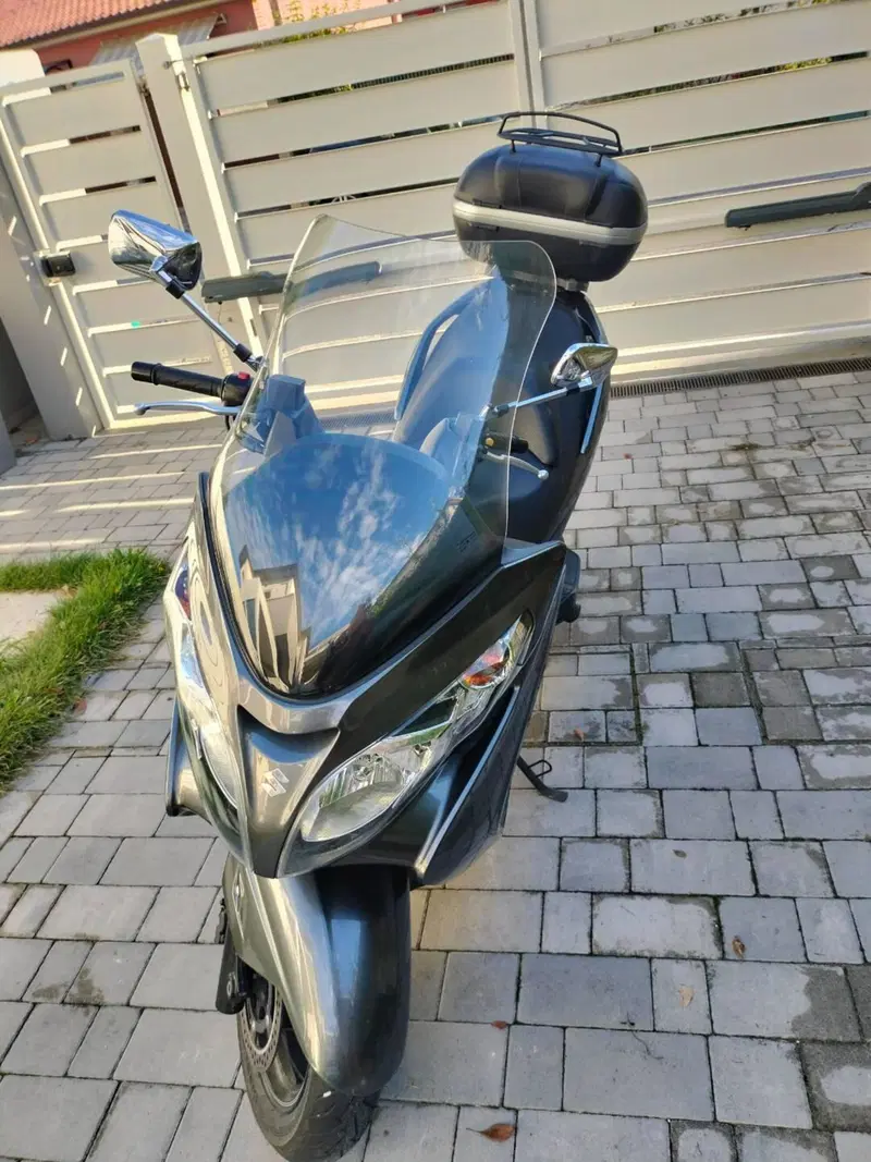 Suzuki Burgman AN 400 Lux (2012 - 16) (3)