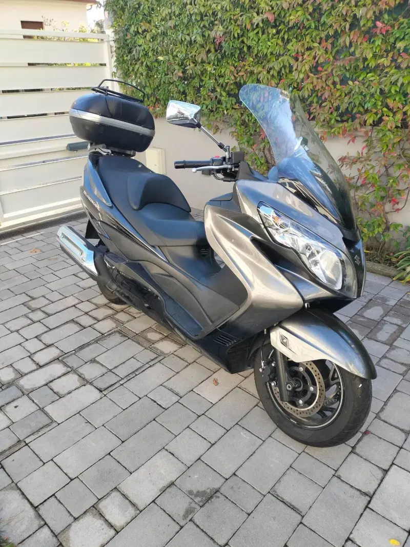 Suzuki Burgman AN 400 Lux (2012 - 16) (7)