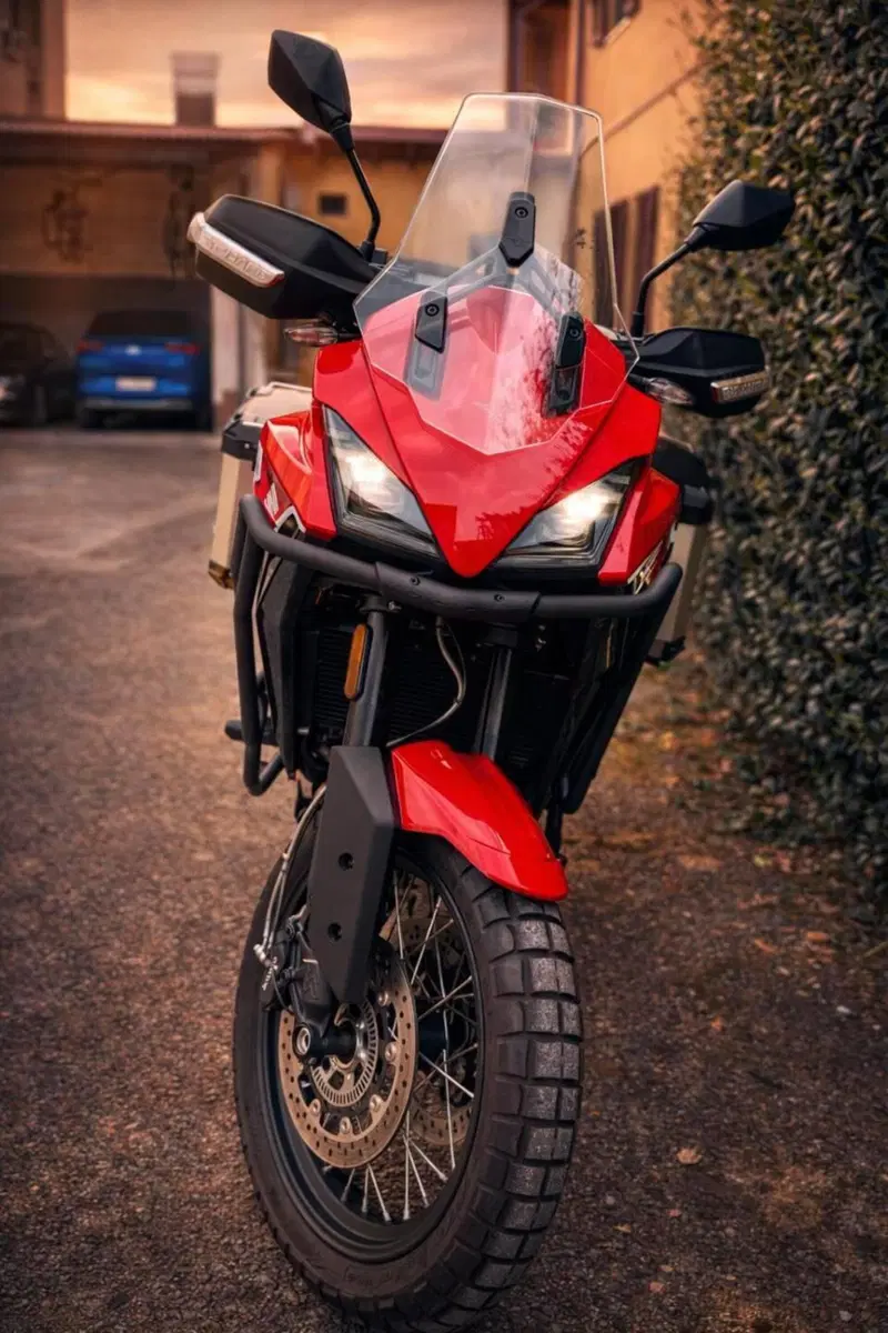 Moto Morini X-Cape 650 (2021 - 26) (2)