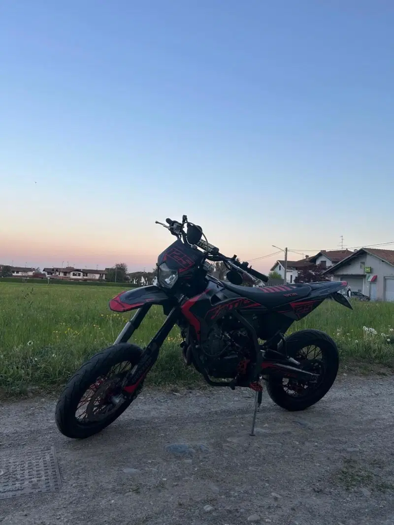 Fantic Motor XMF 125 Motard Competition 4t (2021 - 22) (4)