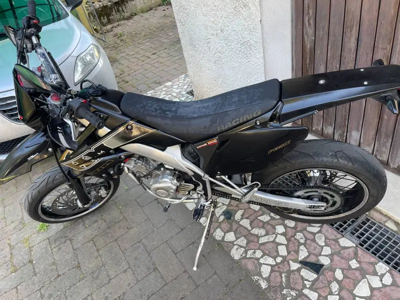 HM CRM F125 X Derapage 4t (3)