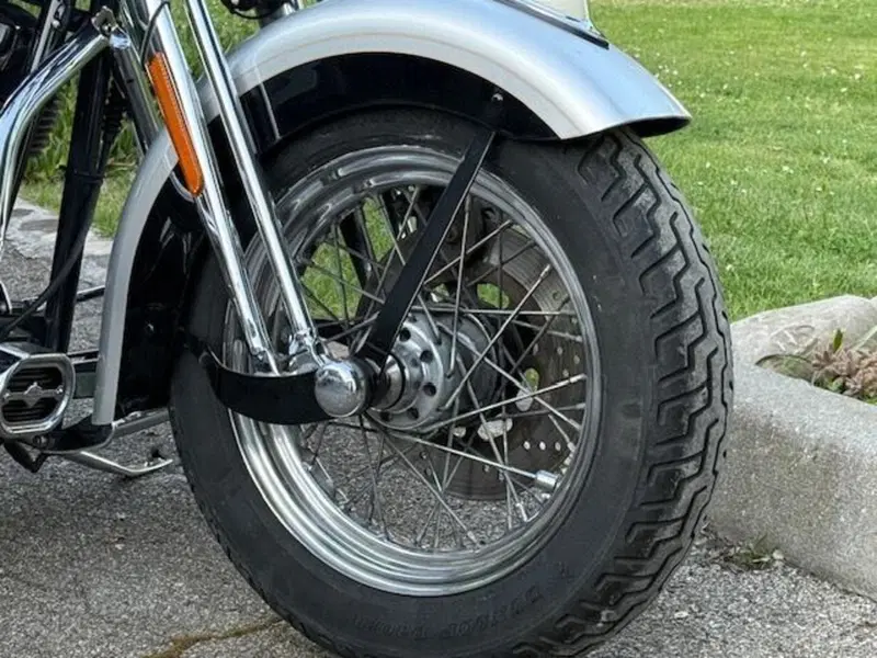 Harley-Davidson 1450 Heritage Springer (2000 - 03) - FLSTS (5)