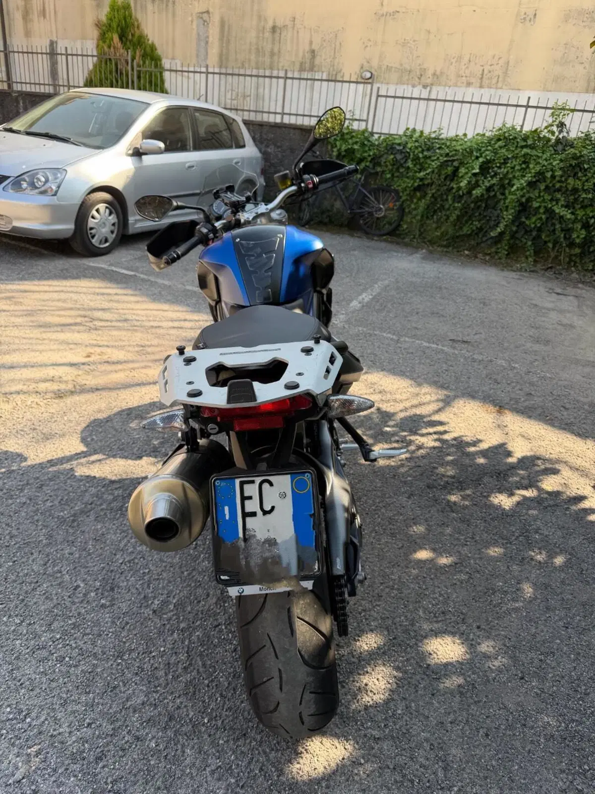 Bmw F 800 R (2015 - 16) (3)