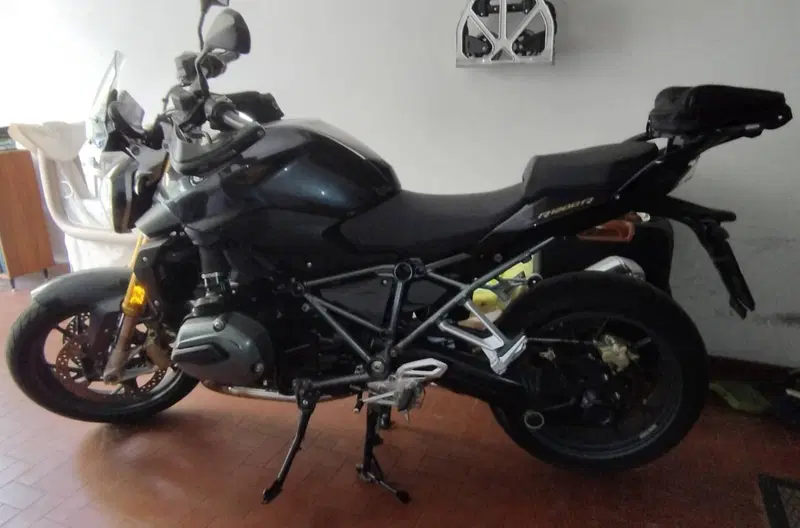 Bmw R 1200 R (2017 - 18) (3)