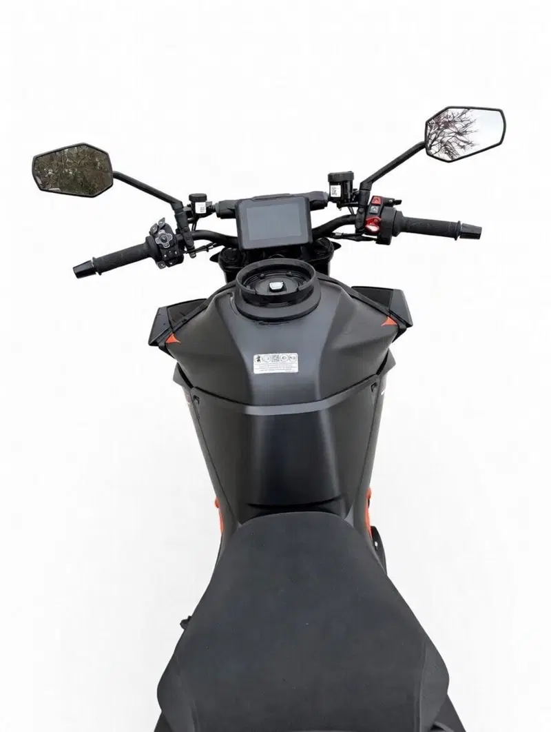 KTM 1390 Super Duke R EVO (2024 - 26) (5)