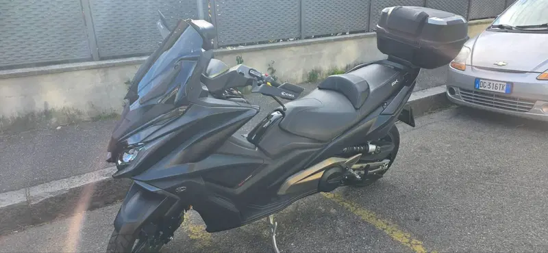 Kymco AK 550 ETS (2021 - 26) (3)