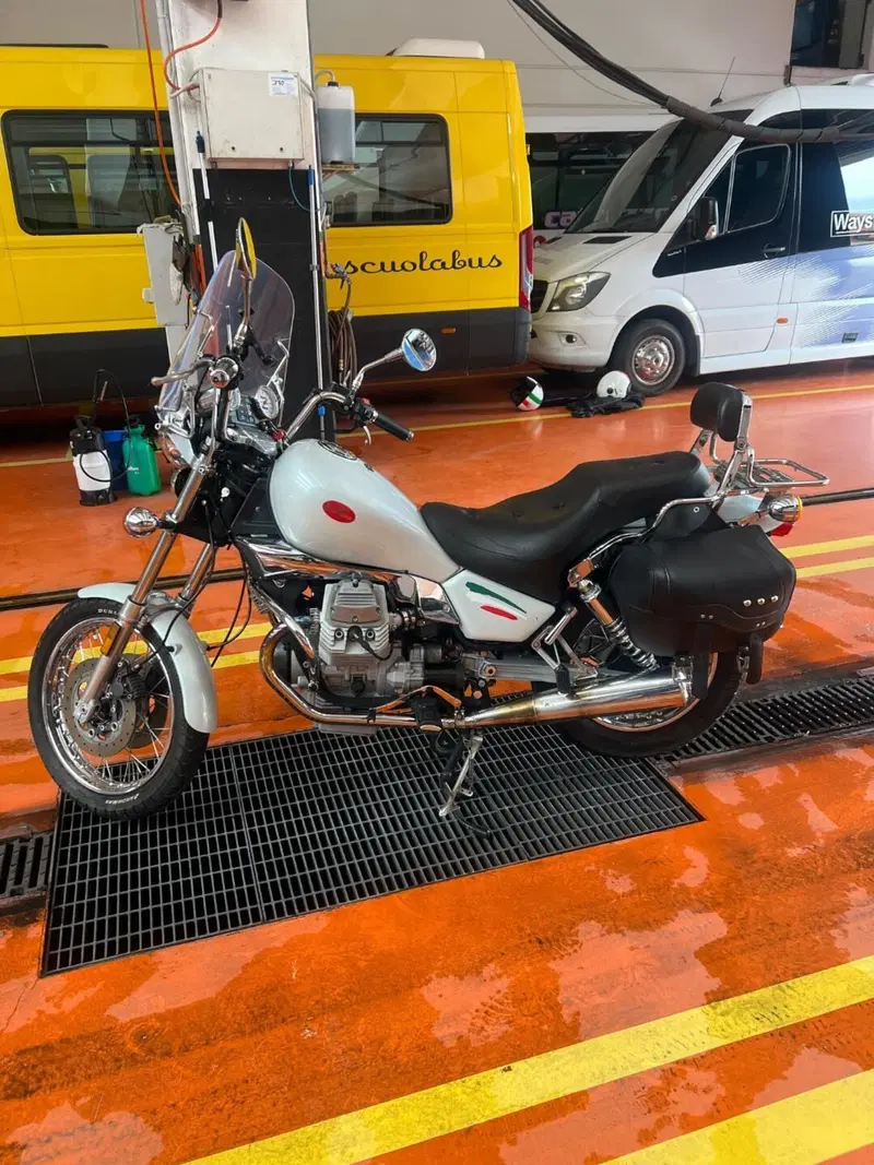 Moto Guzzi Nevada 750 Club (1998 - 01) (8)