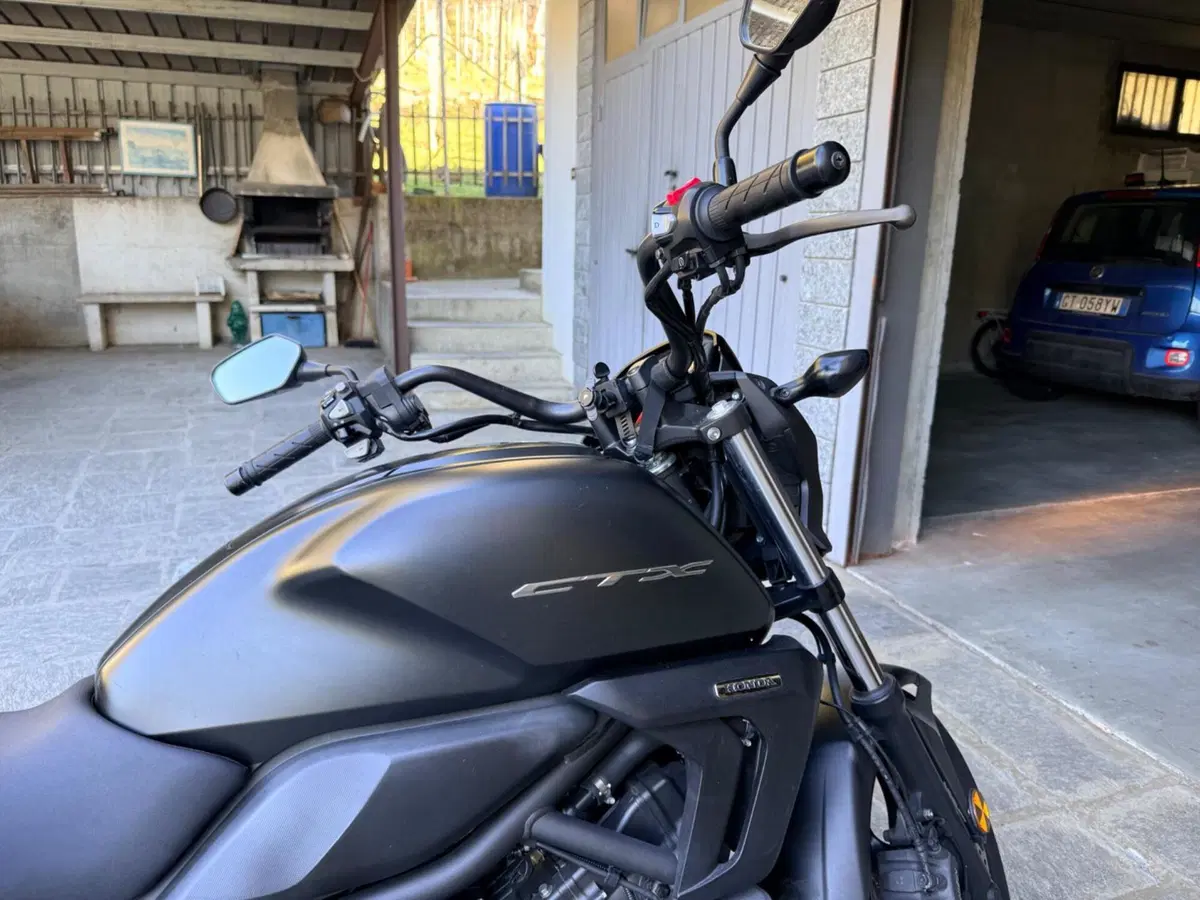 Honda CTX 700 ABS DCT (2014 - 16) (2)