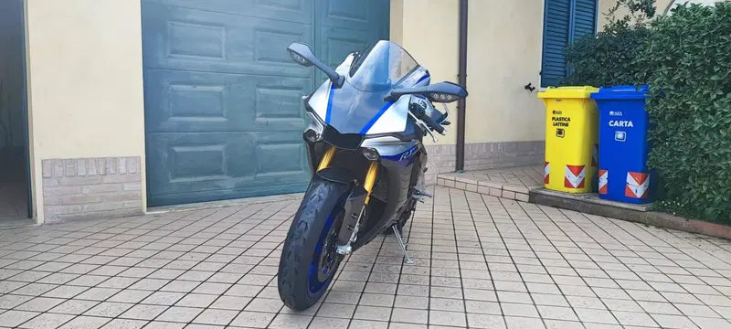 Yamaha YZF R1 M (2017 - 19) (2)