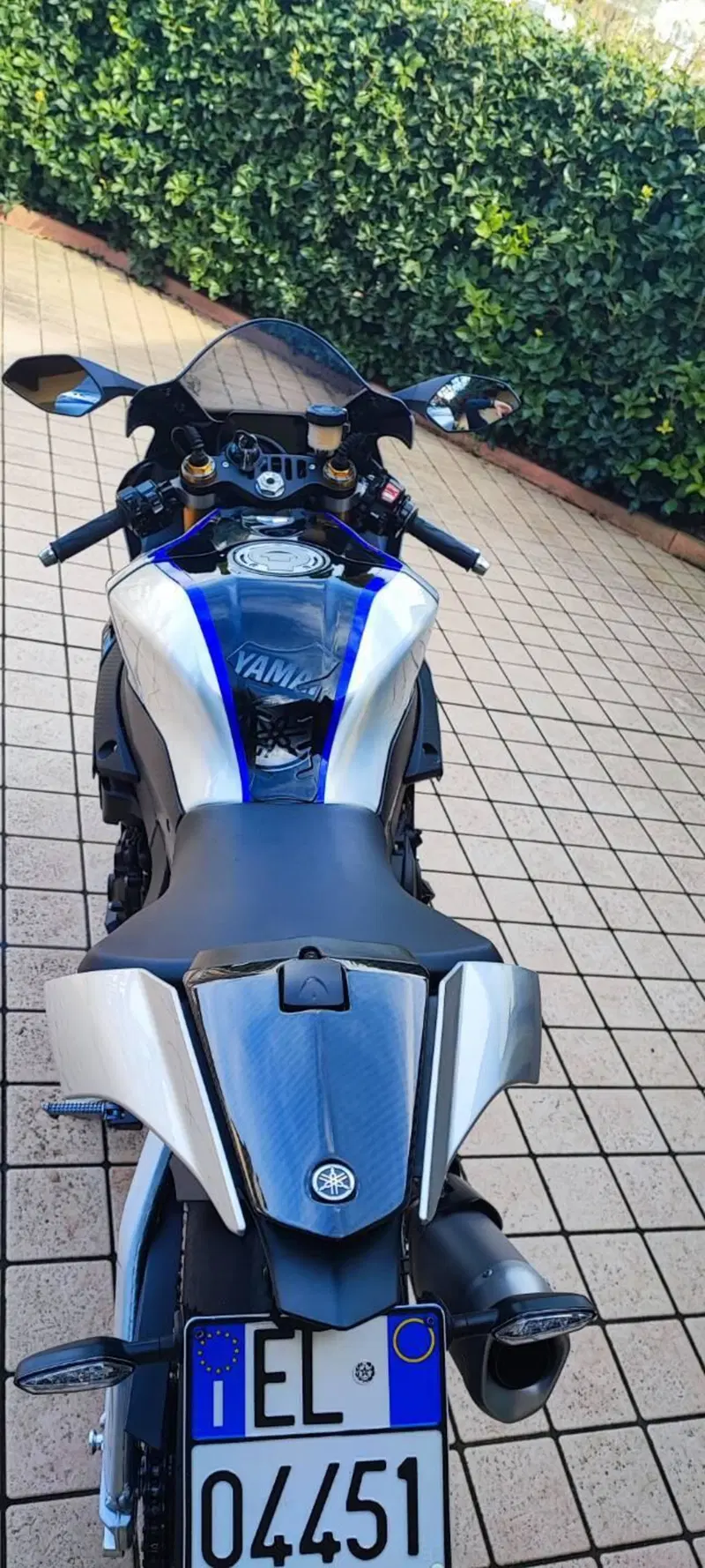 Yamaha YZF R1 M (2017 - 19) (6)