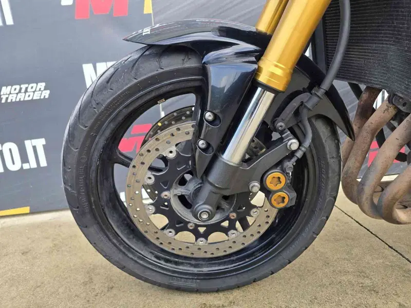 Yamaha FZ8 (2010 - 12) (8)