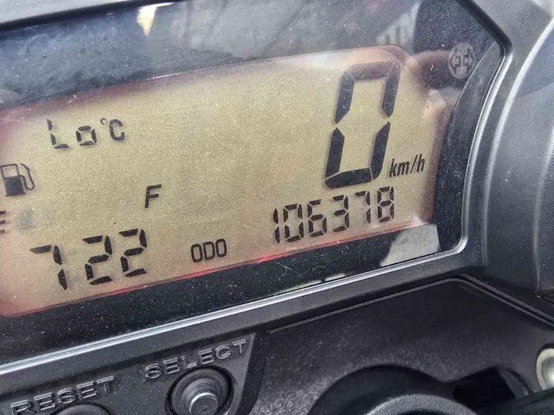 Yamaha FZ8 (2010 - 12) (23)