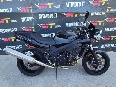 Triumph Speed Four usata