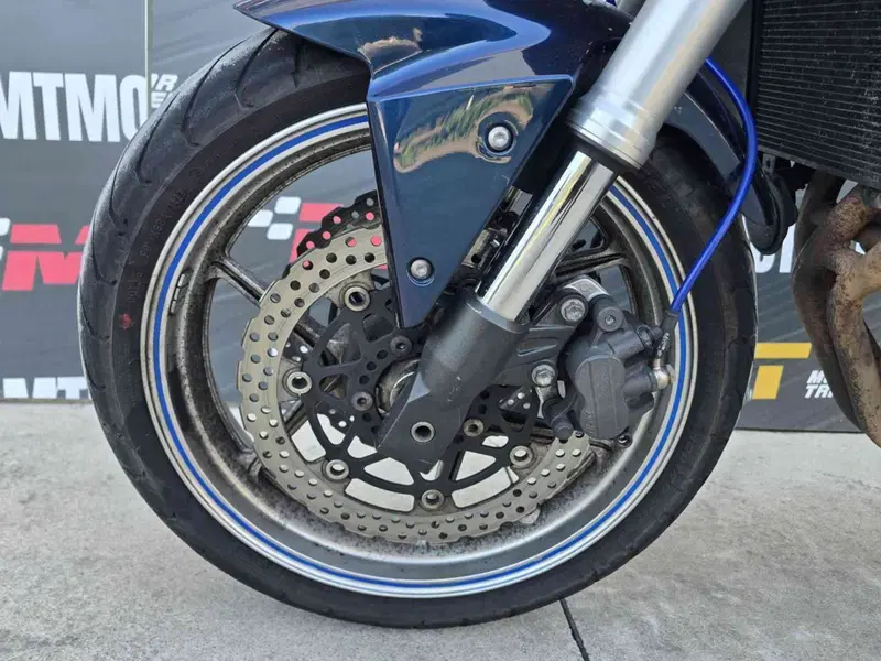 Kawasaki Z 750 (2007 - 14) (8)