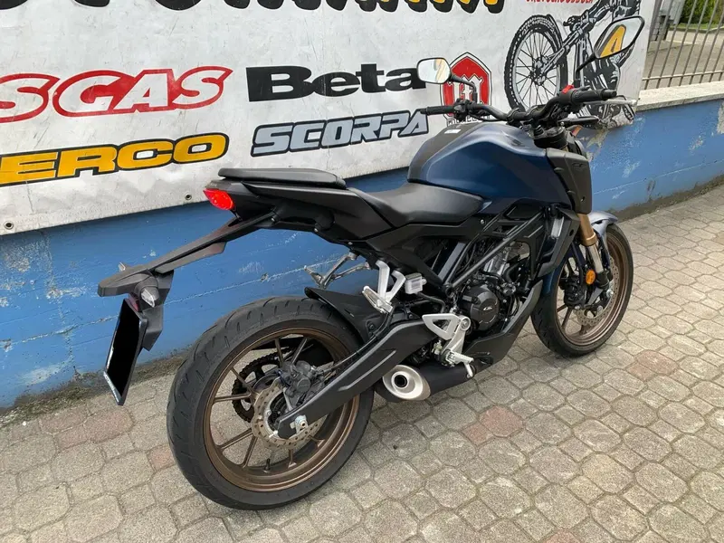 Honda CB 125 R (2021 - 23) (3)
