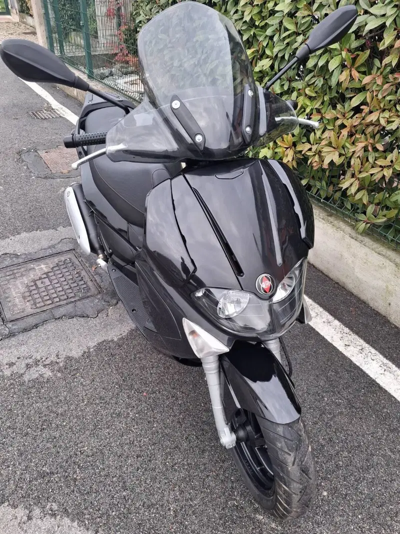 Gilera Runner 200 ST (5)