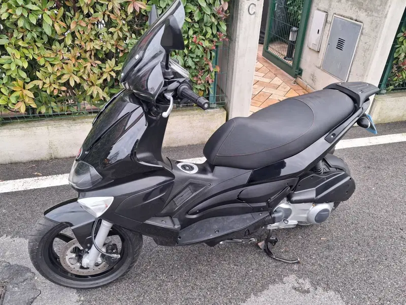 Gilera Runner 200 ST (7)