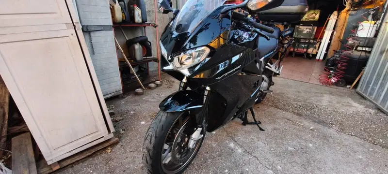 Honda VFR 800 F (2014 - 16) (2)