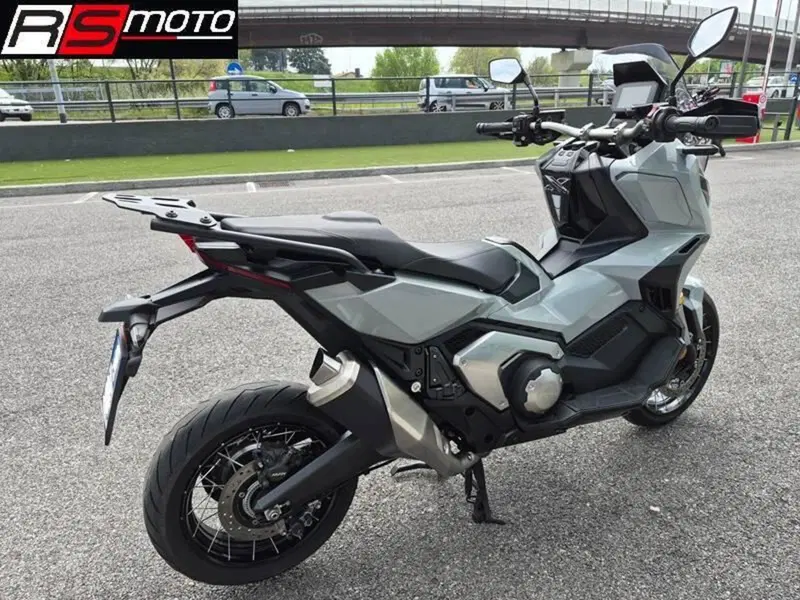 Honda X-ADV 750 DCT (2021 - 24) (5)