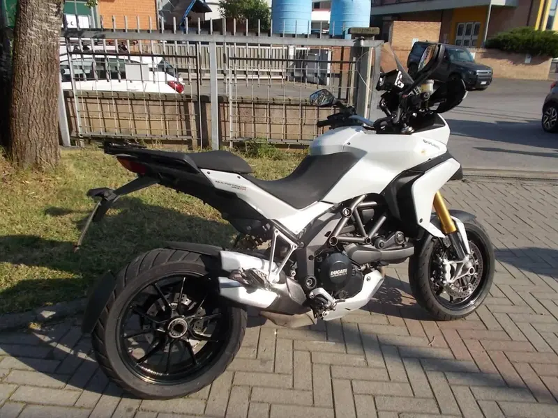 Ducati Multistrada 1200 S Sport (2010 - 12) (4)