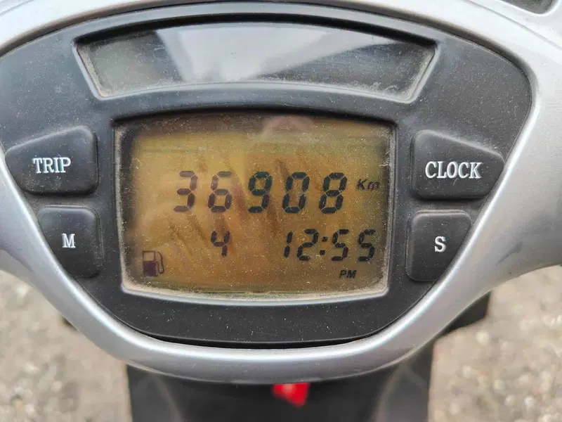Piaggio X9 500 Evolution (4)