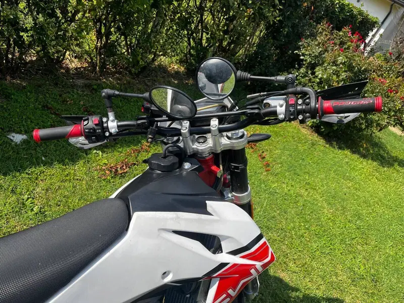 Swm SM 125 R (2022 - 24) (2)
