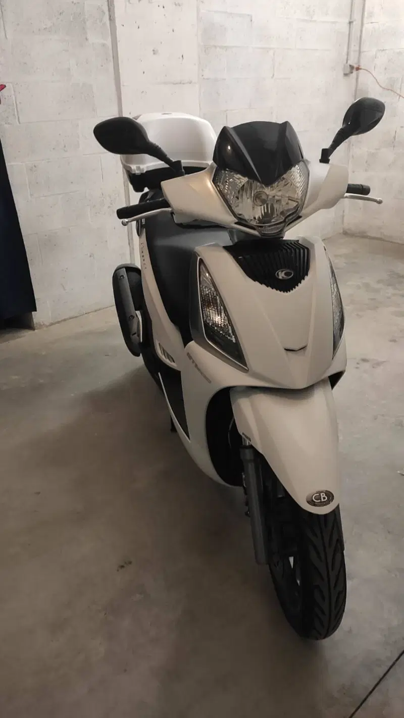 Kymco People 300i GT ABS (2016 - 20) (3)